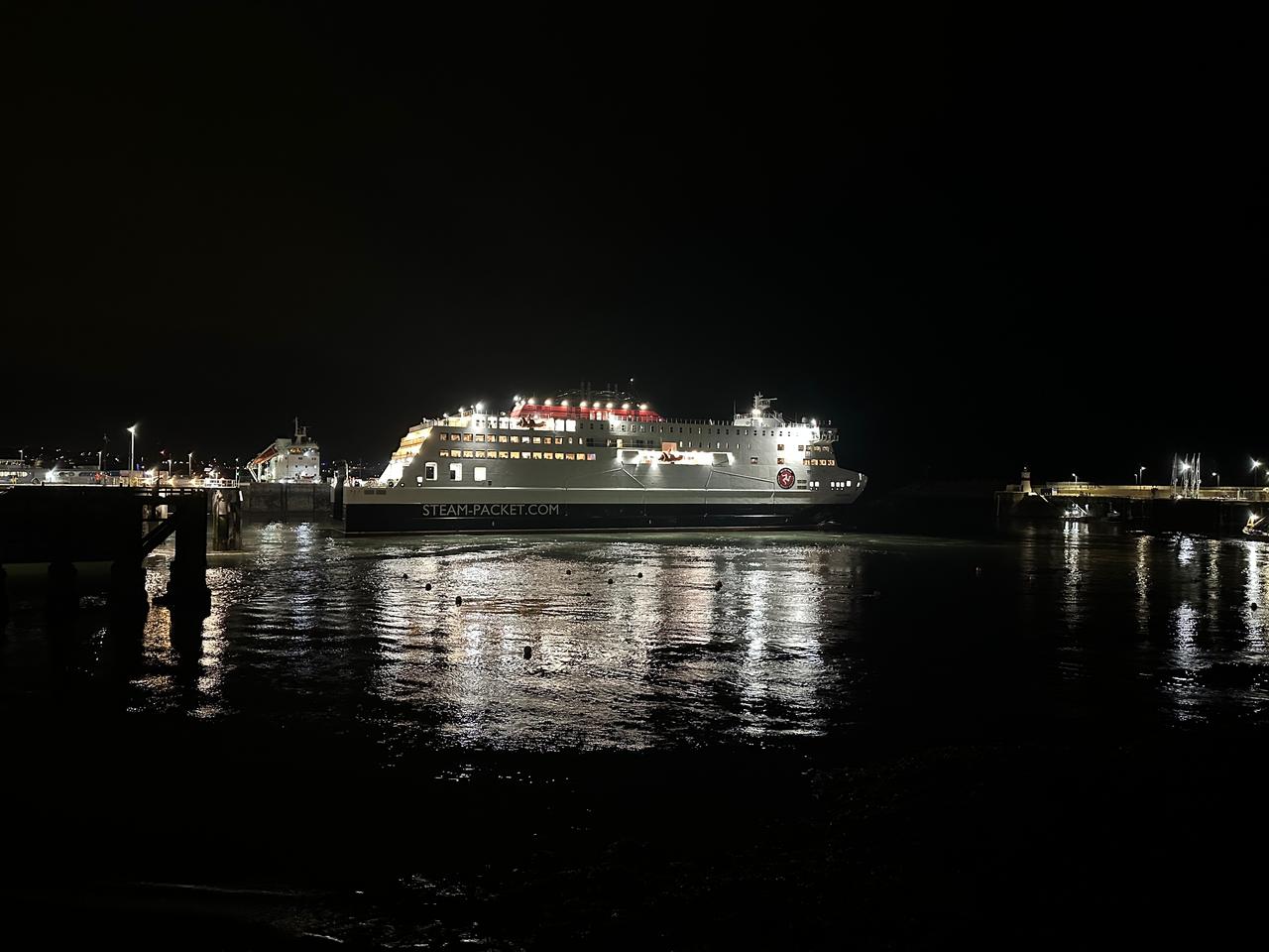 A stricken Manxman at Douglas Harbour